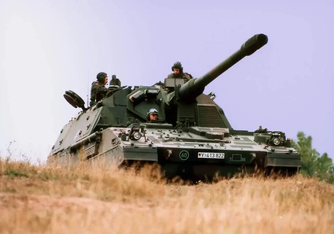 PzH 2000: Мощь и Будущее немецкой артиллерии! 🚀