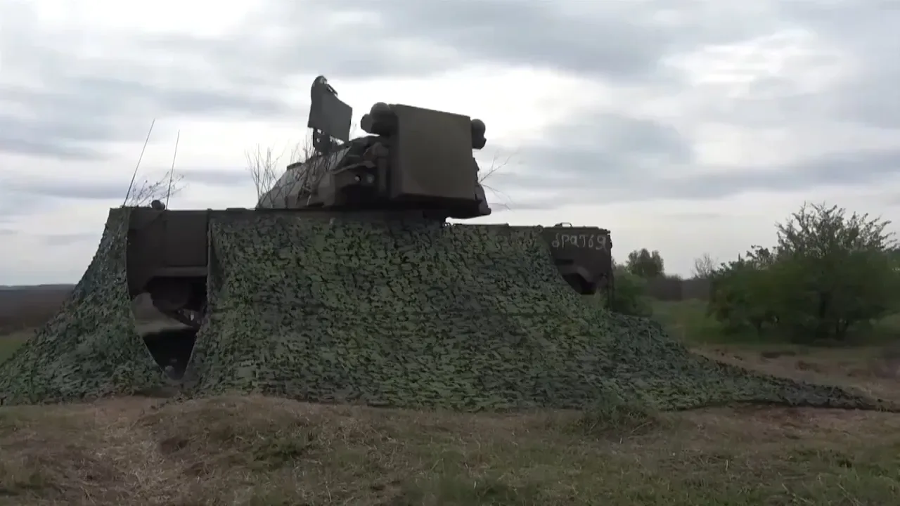 ЗРК «Тор-М2» на боевой позиции