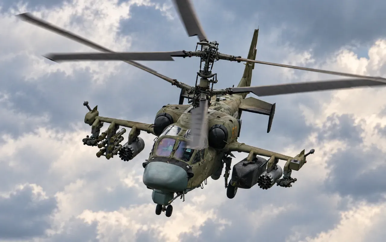 Российский боевой разведывательно-ударный вертолёт Ка-52 «Аллигатор».
