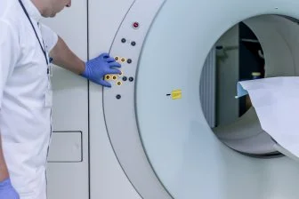 Искусственный интеллект, который спасает жизни: новая модель диагностики рака груди!
