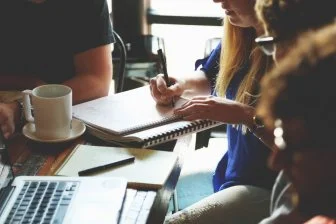 Нейросети в сейсмологии: революция в обработке данных!
