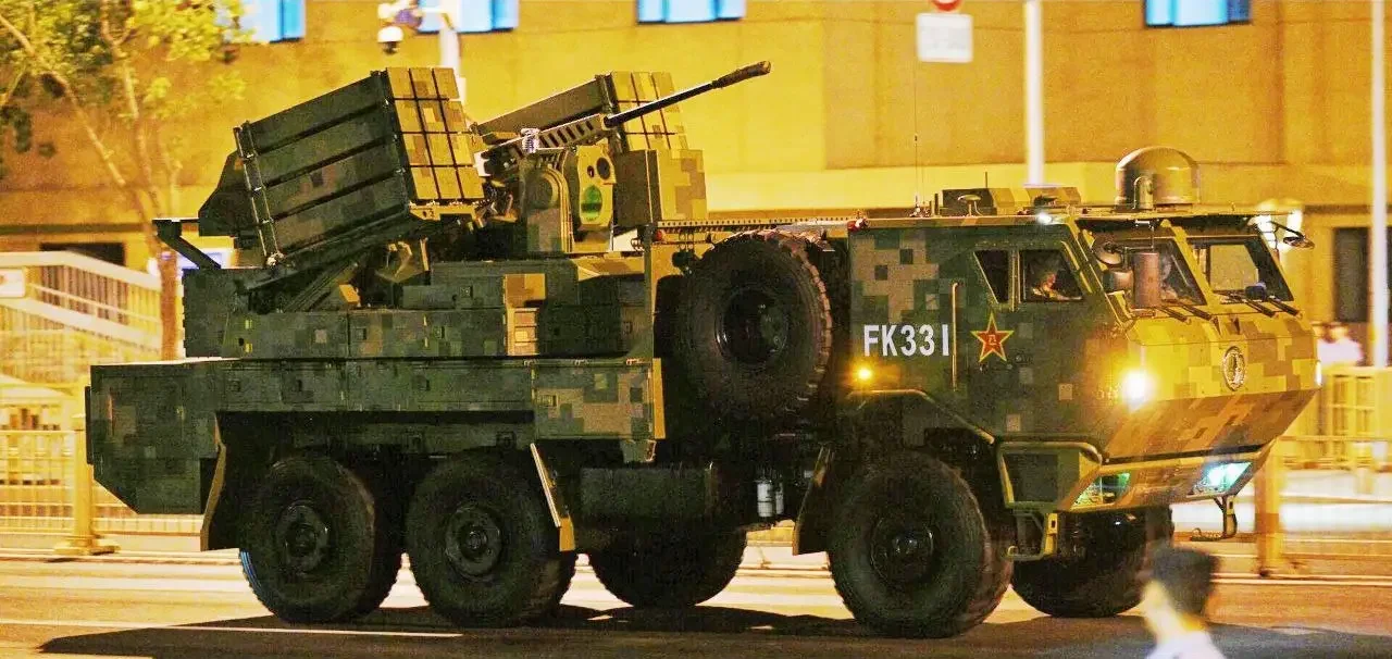 Новый зенитный ракетно-пушечный комплекс FK-3000: Революция в обороне Китая?