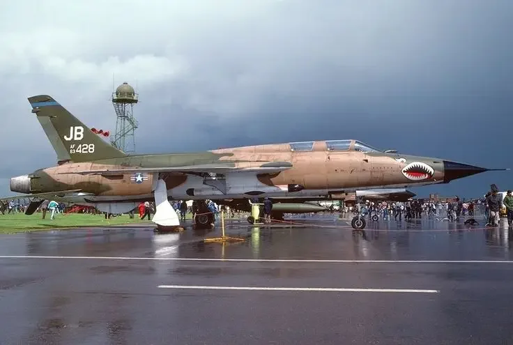 Су-27 - в бою!