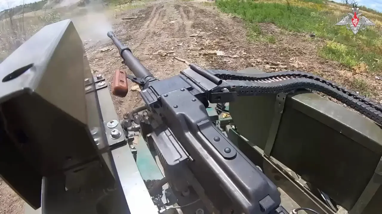 Боевой модуль с пулемётом ПКТМ.