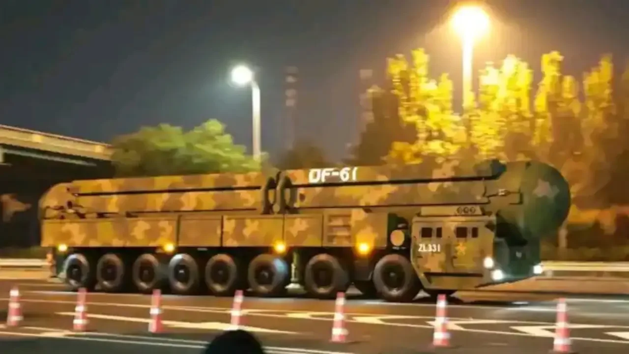 Китайский ракетный комплекс «Дунфэн-61»: Новый Шаг в Военной Мощи!