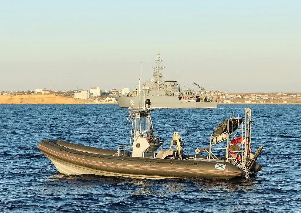 Безэкипажные катера: как Россия делает шаги в будущее военно-морского флота! 🚀