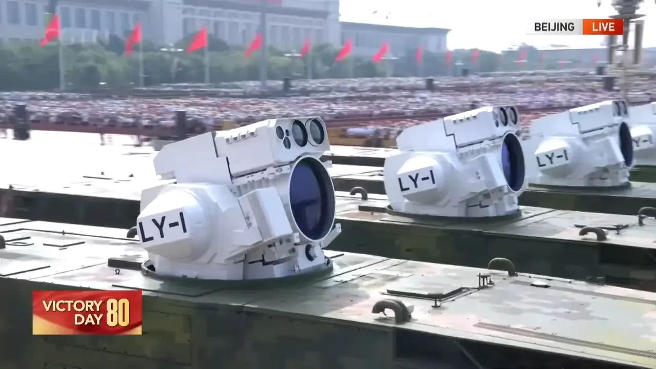 Комплекс LY-1 на параде