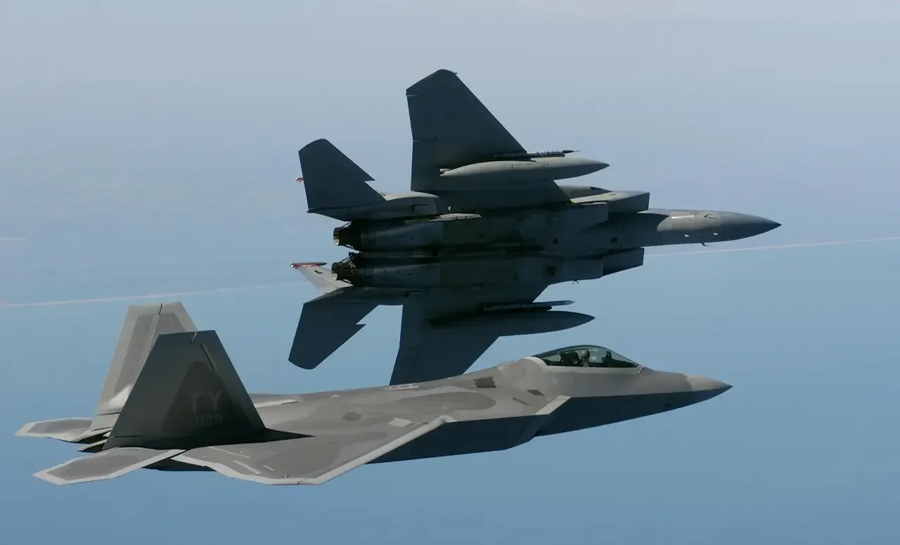 F-22 Raptor