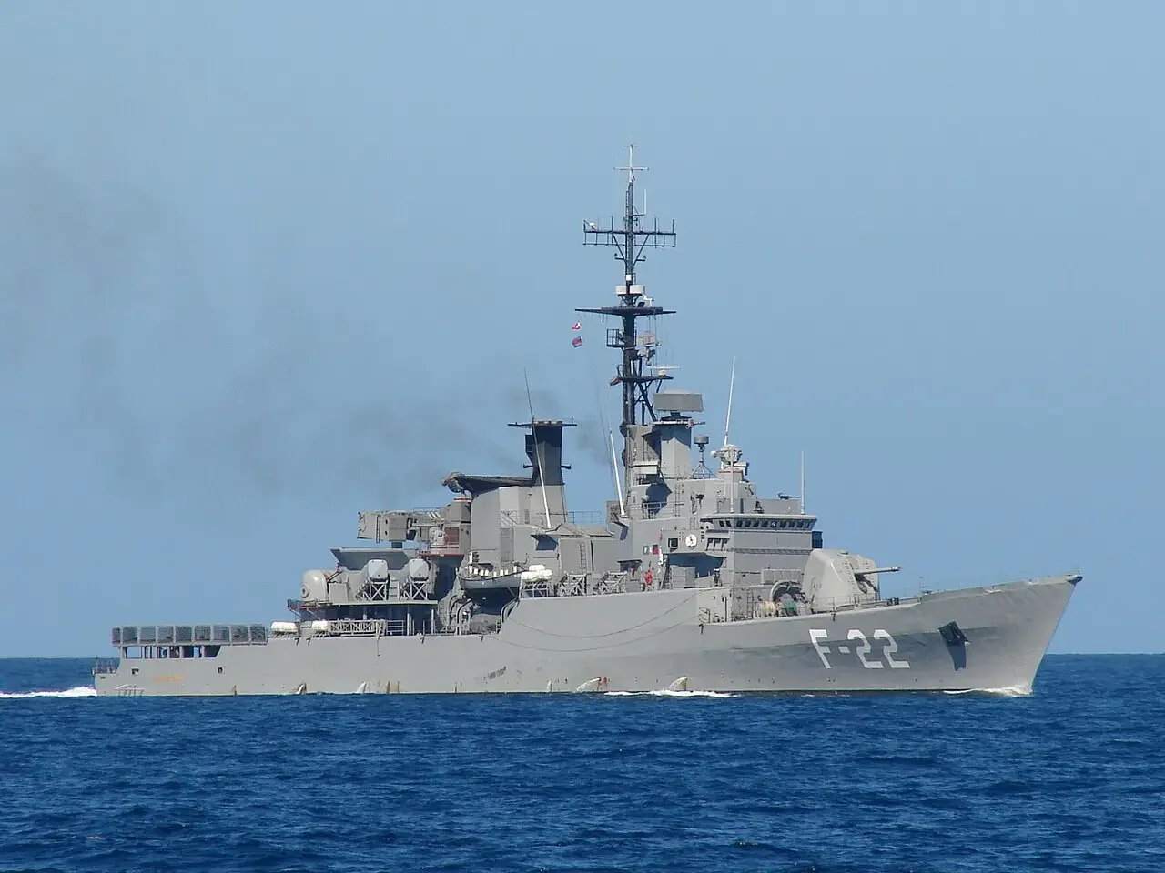 Фрегат Almirante Brión (F-22)