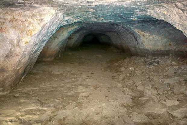 Древние артефакты или обычный мусор? Узнайте шокирующую историю находки!