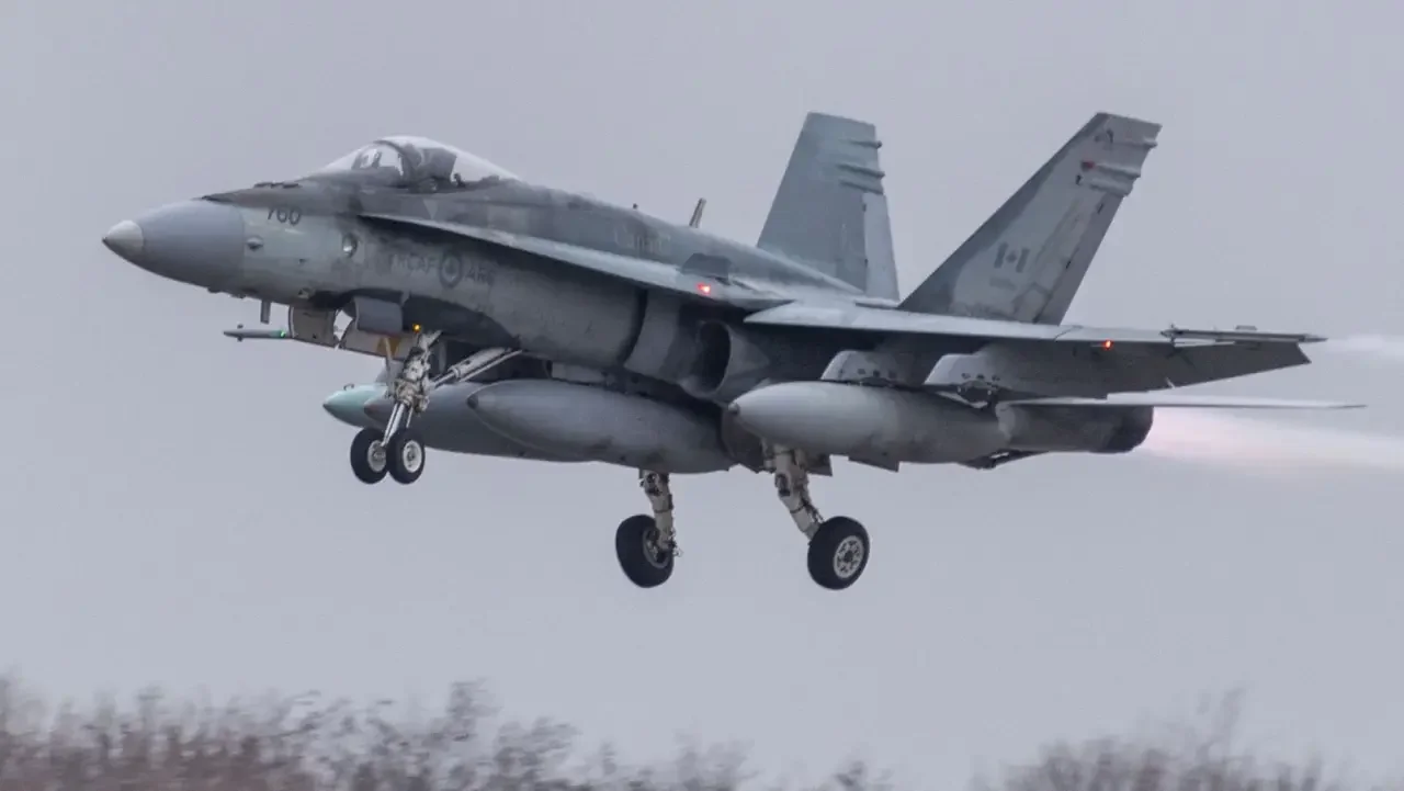 Истребитель RCAF CF-18 Hornet