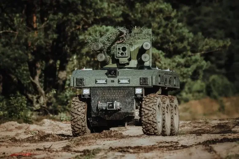 Революция в польской армии: Роботы Goblin и Gnom!