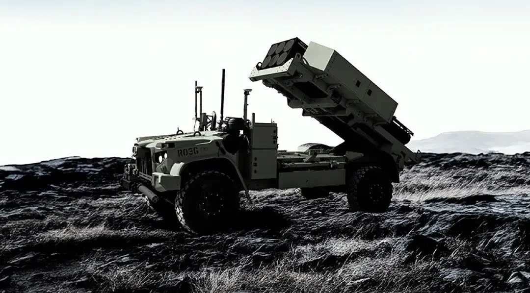 Бо�евая машина L-MAV с пусковой установкой для ТПК от M270 / M142