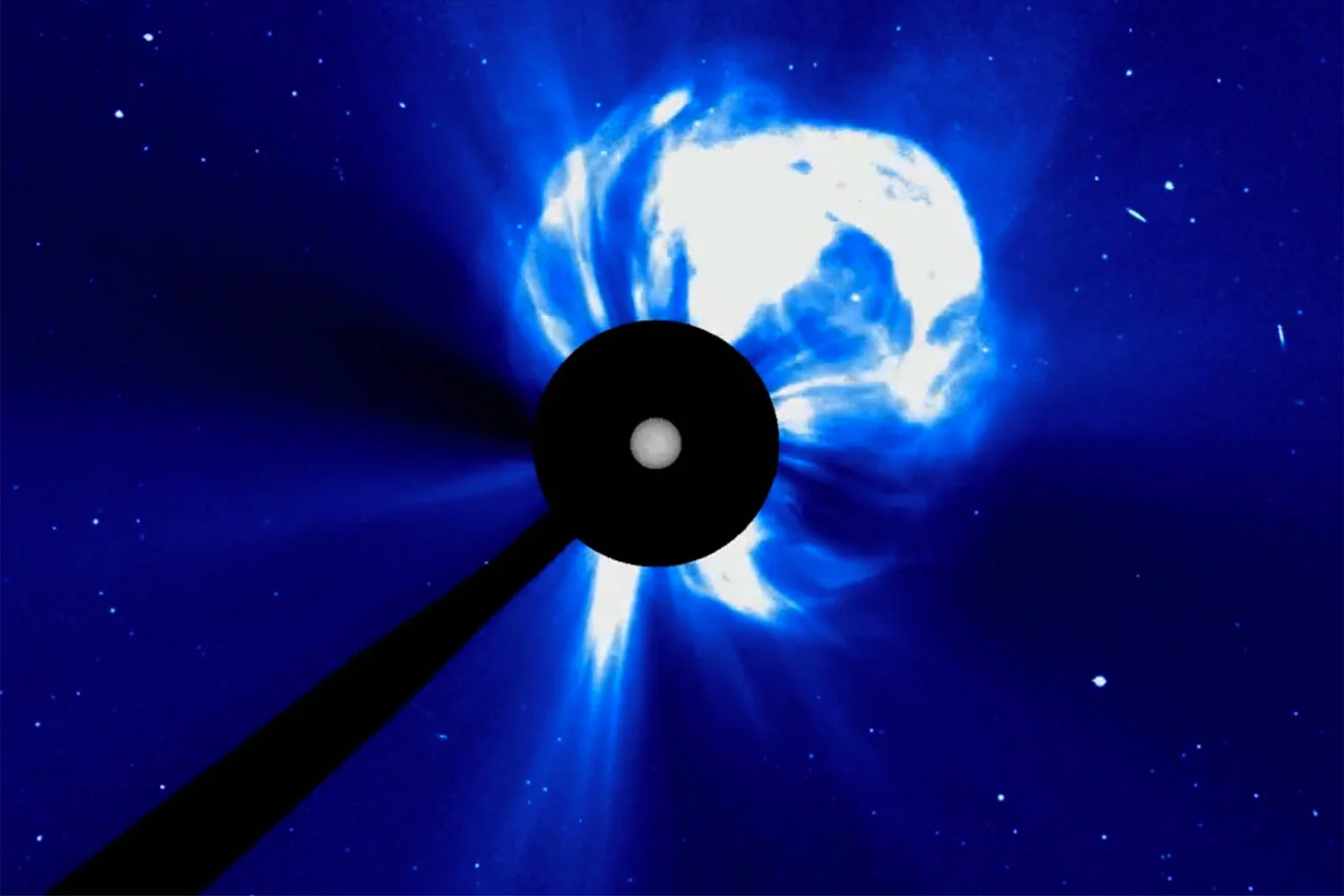 Солнечные взрывы: как они могут повлиять на Землю?