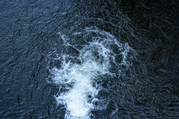 Открытие подо льдами: Гигантский подводный город найден в Антарктике! 🌊🤯