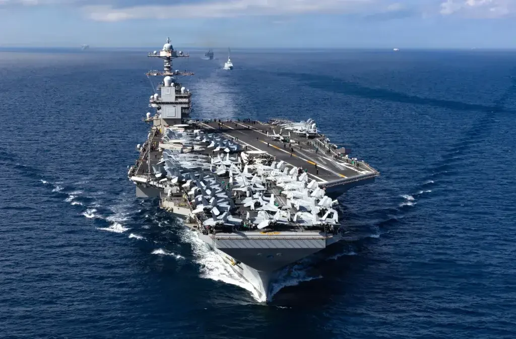 Джеральд Р. Форд в Гибралтарском проливе.