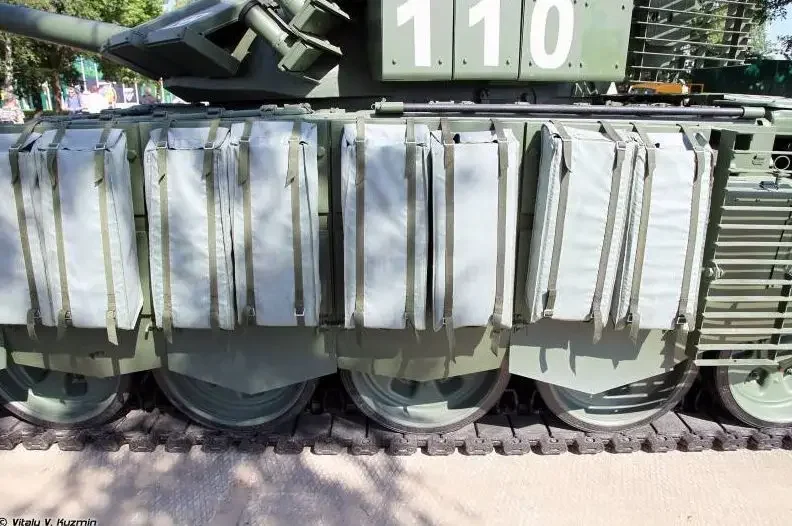 Танковая броня: от рюкзаков до стальных контейнеров