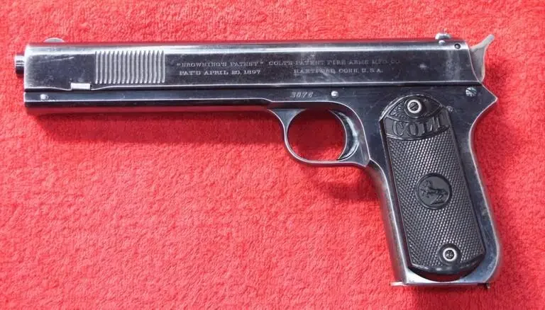 Автоматический пистолет Кольт 1900 года