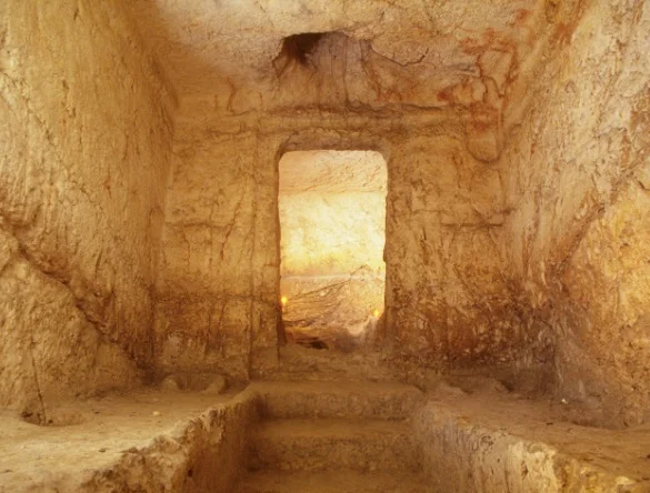 Тайны древнего Китая: нашли гробницу, открывающую двери в забытое царство! 🚀