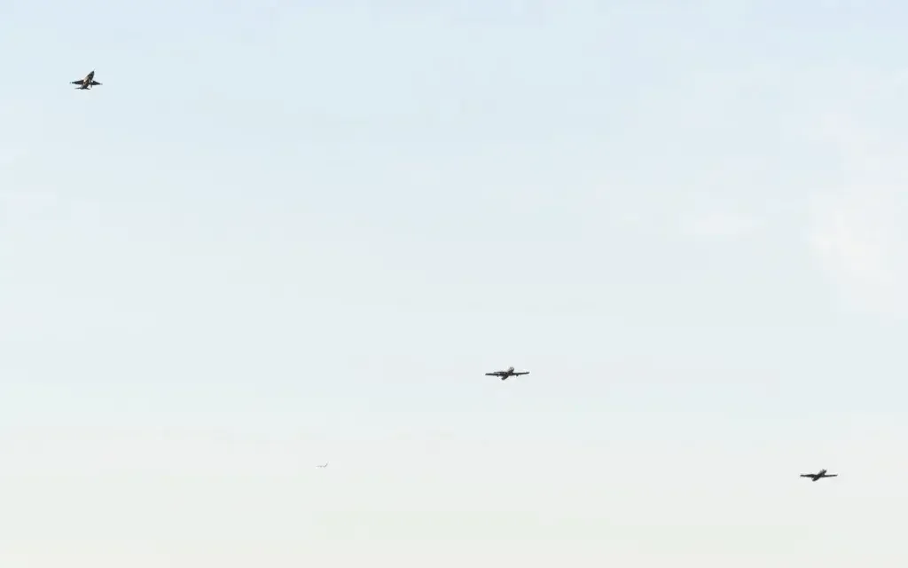 Обзор YFQ-44A и L-29