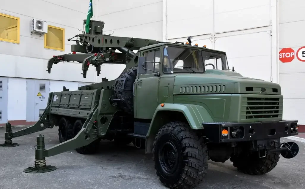 Заряжающая машина 5Т99