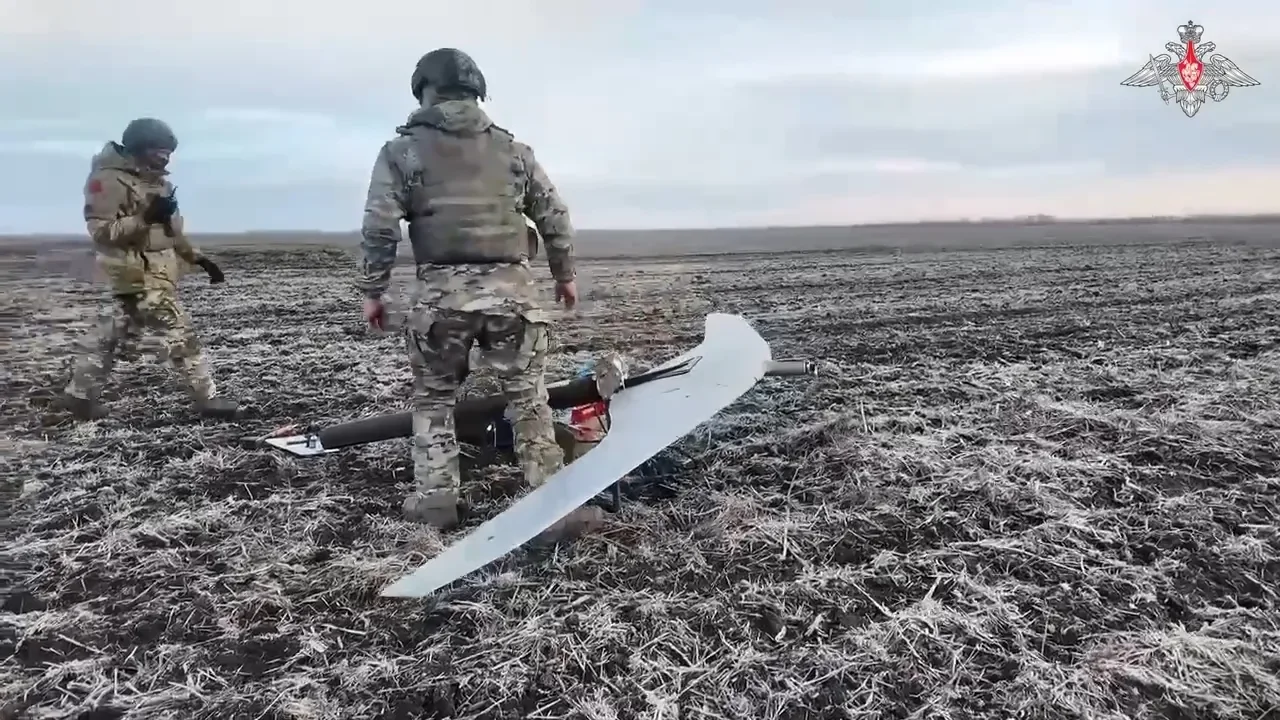 Разведывательный БПЛА Supercam S-350 перед стартом