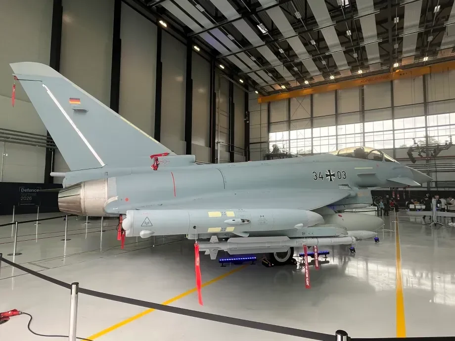 Немецкий истребитель Eurofighter Tranche 4 на саммите Airbus Defence в Манхинге