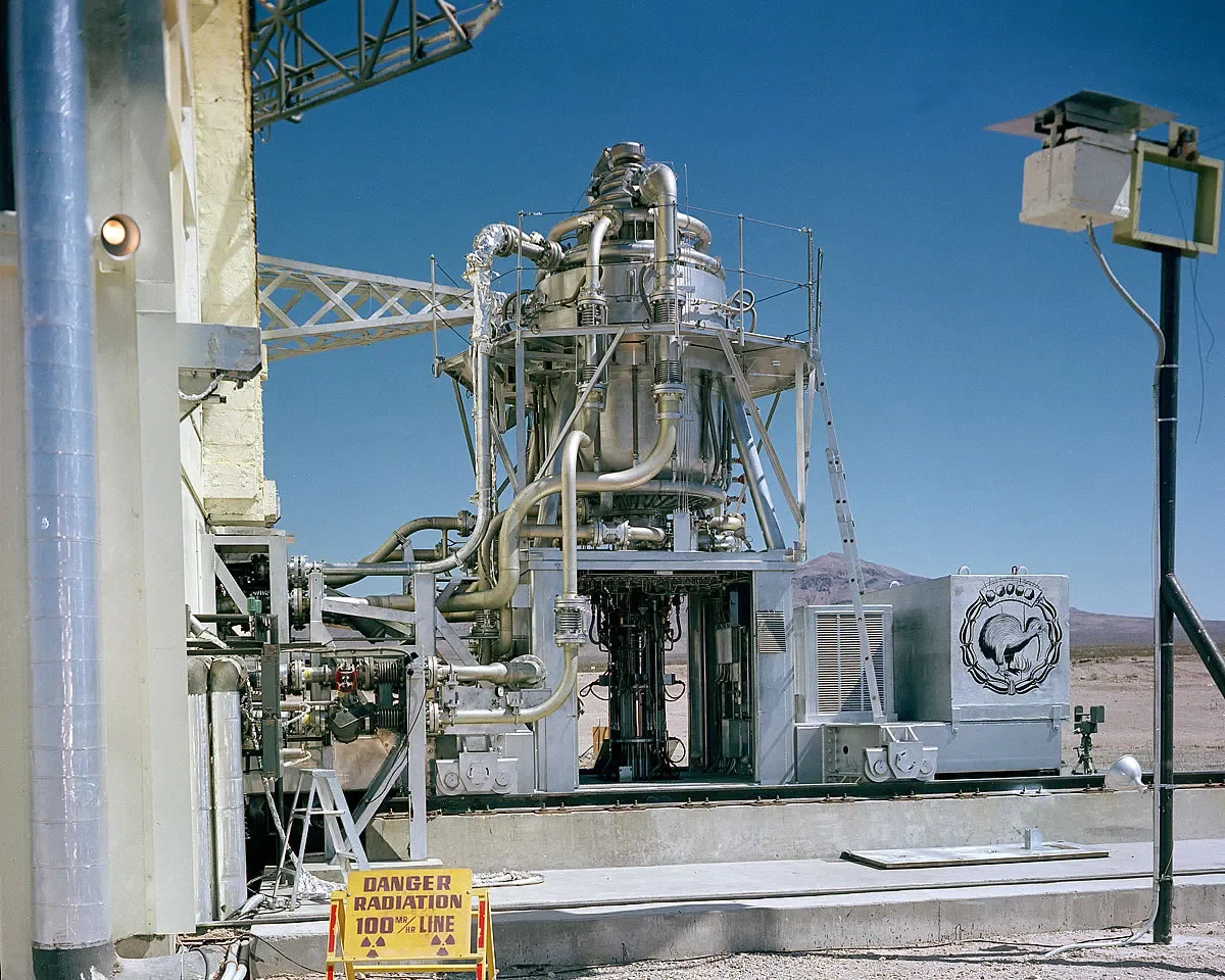 Американский реактор Kiwi, построенный в рамках проекта Rover. 1960 год