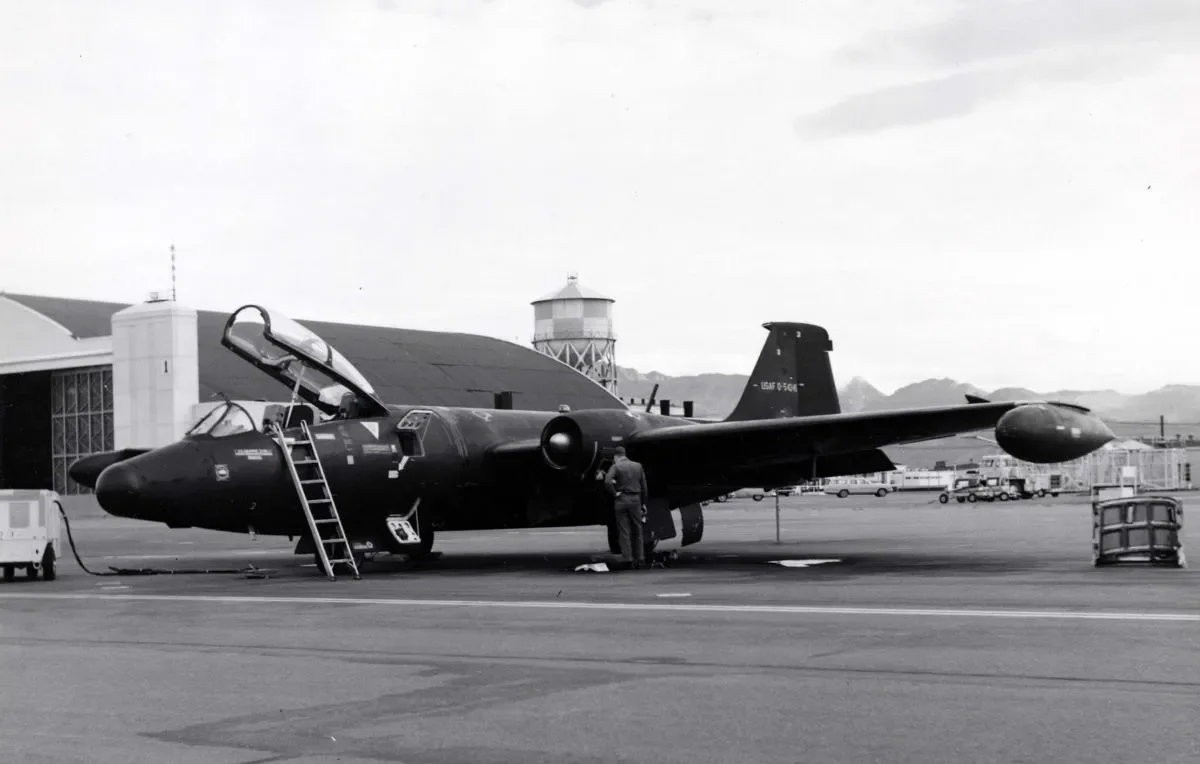 Разведывательный самолёт RB-57E