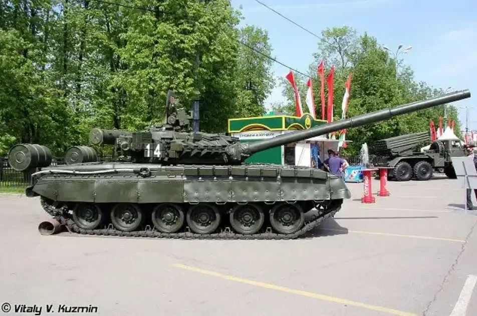 Типичный Т-80БВ