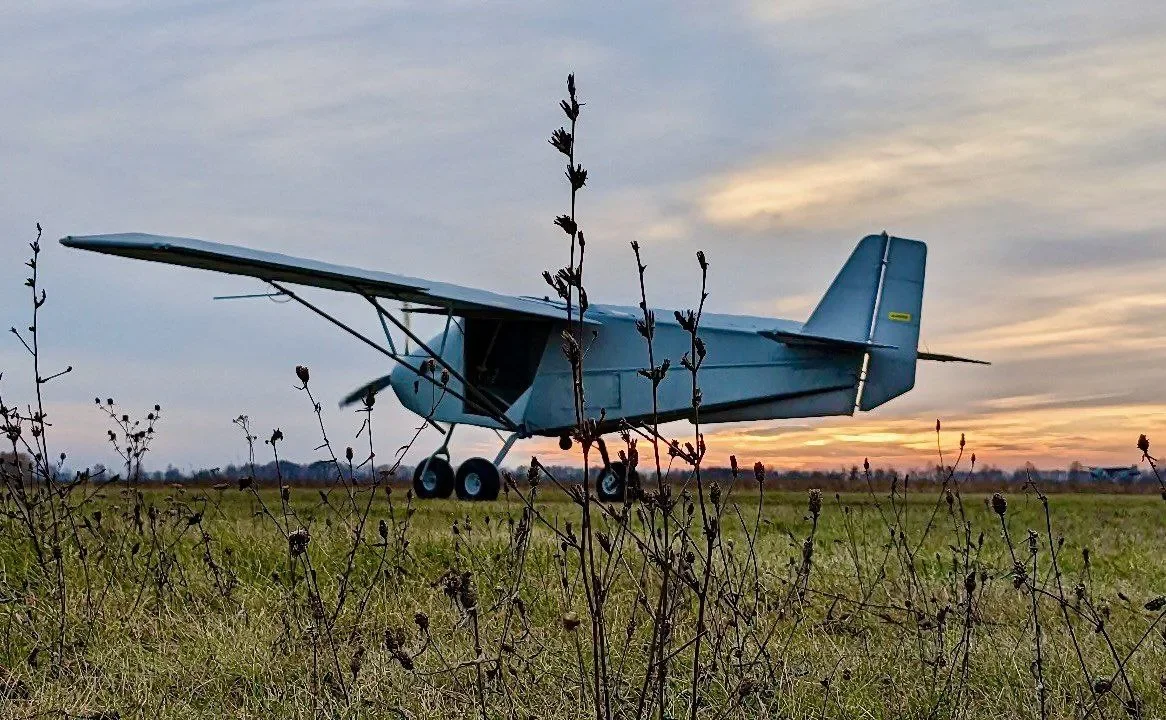 БПЛА E-300 на базе гражданского самолёта (аналог, иллюстративно)