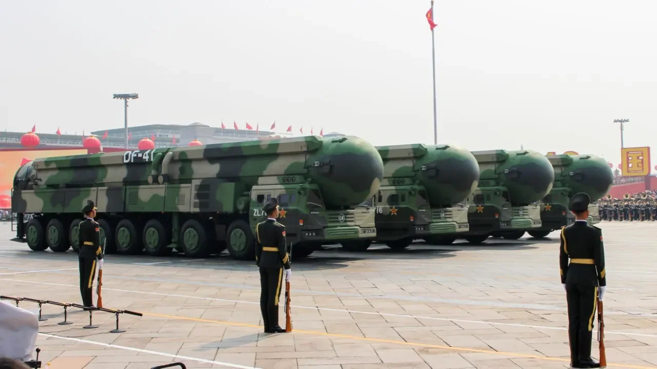 Межконтинентальная ракета DF-41