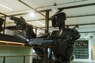 Гуманоидны е боевые роботы вскоре смогут патрулировать южную границу США
