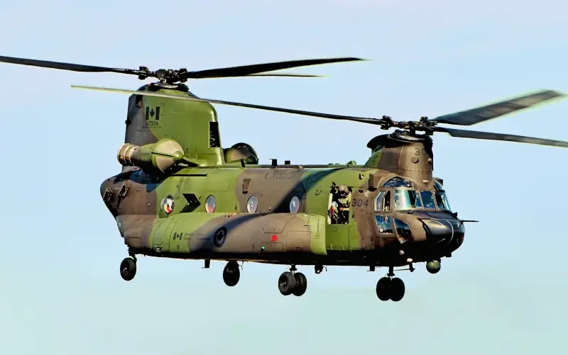 Военно-транспортный вертолёт Boeing CH-47 Chinook