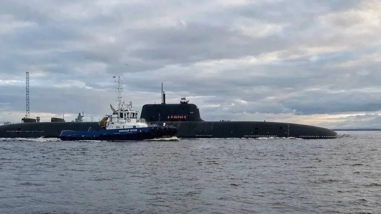 «Хабаровск» вышел в море