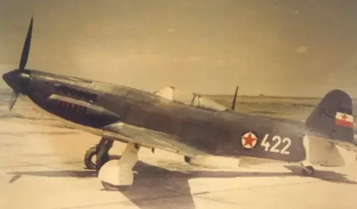 Истребитель Ikarus S-49