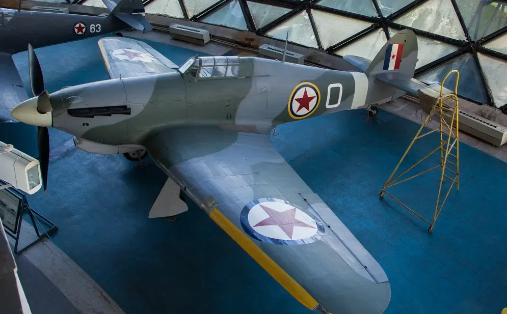 Истребитель Hawker Hurricane Mk.IV в Музее воздухоплавания в Белграде