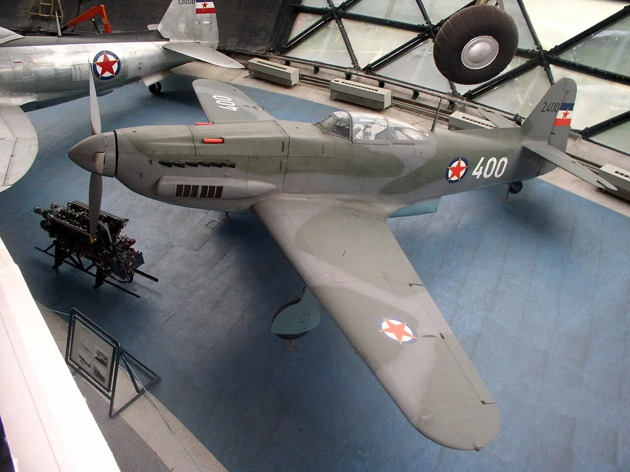 Истребитель Ikarus S-49 в Музее воздухоплавания в Белграде