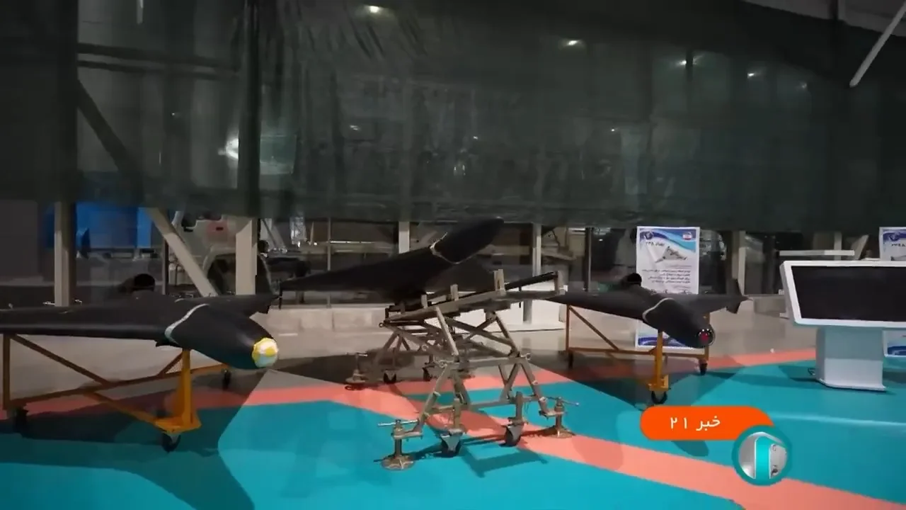 БПЛА «Шахед-138» с различными головными модулями. Кадр из репортажа иранского телевидения