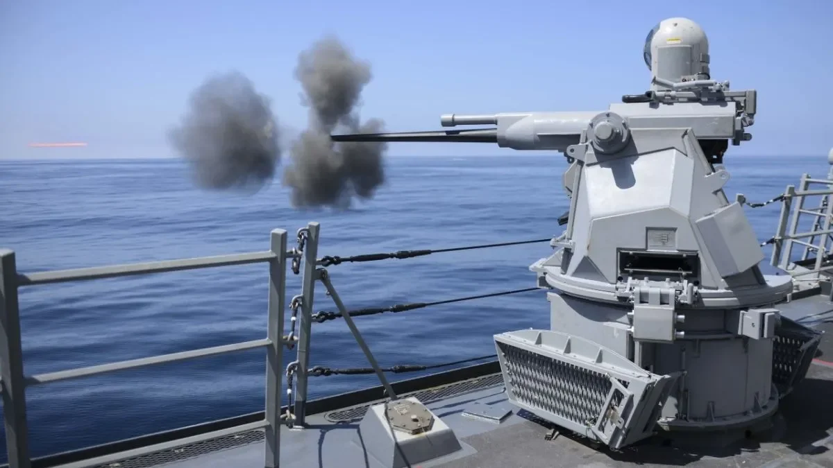 Mk 38 Mod 4: новая защита эсминцев от дронов