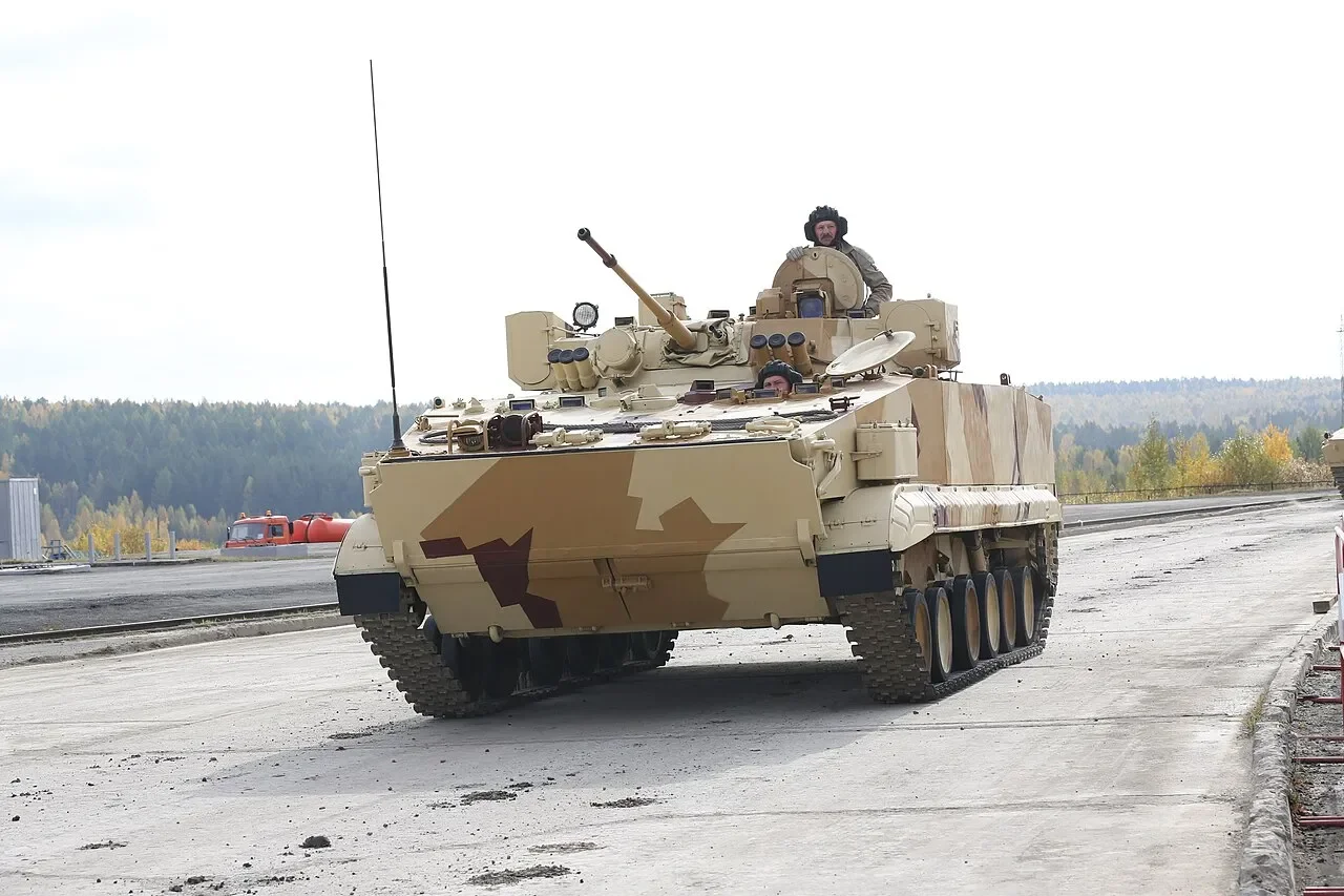 Российская боевая разведывательная машина БРМ-3К